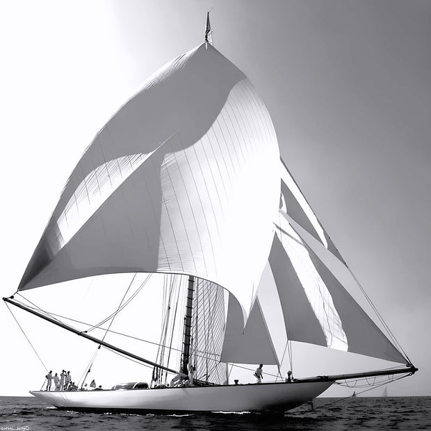 Voilier classique Sous spinnaker encadré sous verre , 20x25 ., cadre blanc ou noir @atmosphera